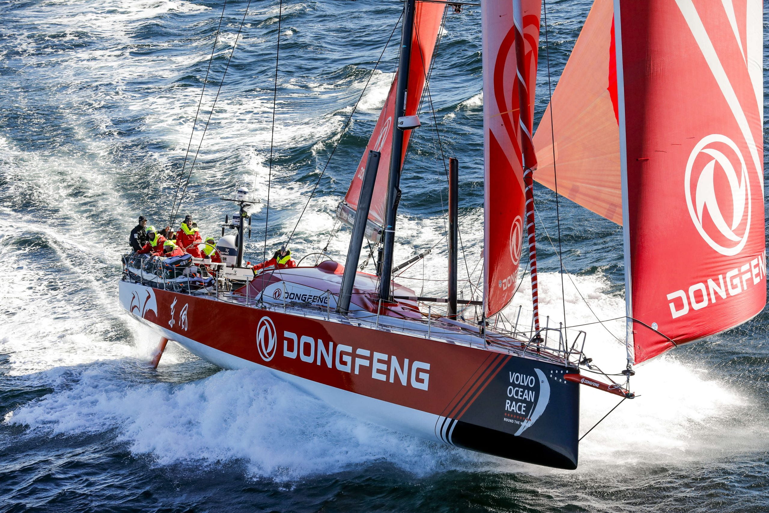 Dongfeng Race Team and MAPFRE in tense match race towards Aarhus