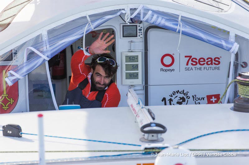 Vendee Globe - The search for signal: Roura's route explained