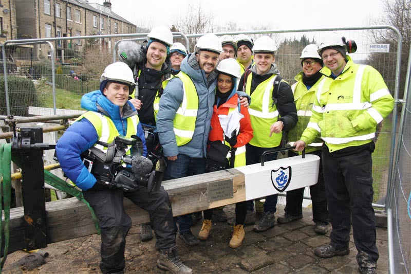 BBC Blue Peter star Barney makes new Huddersfield narrow canal lock gate